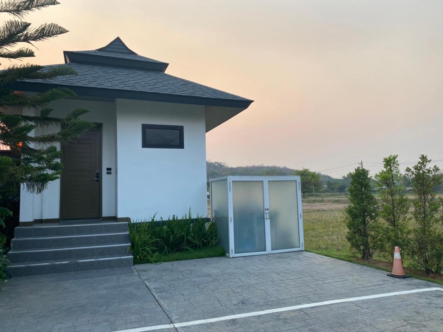 Pim Pool Villa Nan Ngoại thất bức ảnh